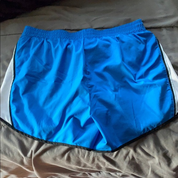 Nike dri-fit shorts - Picture 3 of 3
